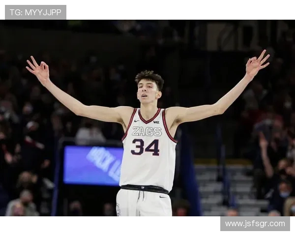切特霍姆格伦的崛起之路:从天才少年到NBA新星的蜕变与挑战 切特霍姆格伦的崛起之路:从天才少年到NBA新星的蜕变与挑战
