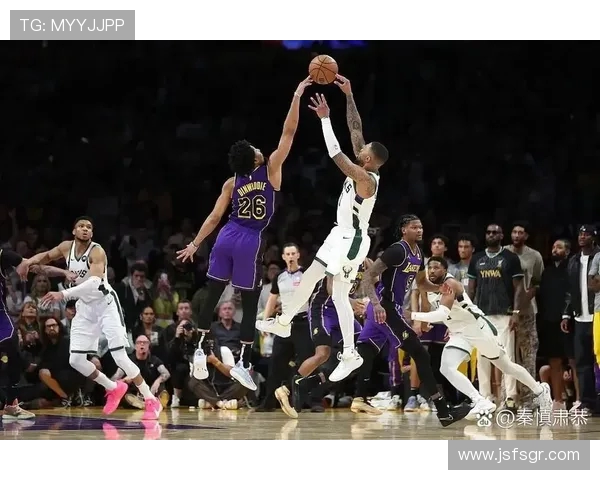 湖人对阵雄鹿精彩直播在线全程回顾与赛后分析