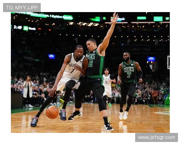 篮网与凯尔特人圣诞大战精彩回顾与赛后分析