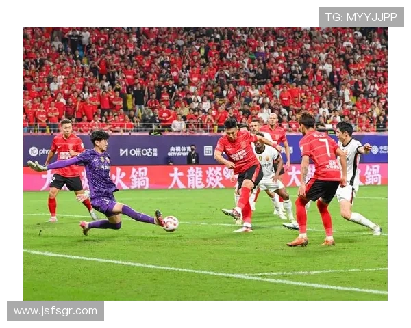 成都足球队在选拔赛中的灵活性表现分析与点评